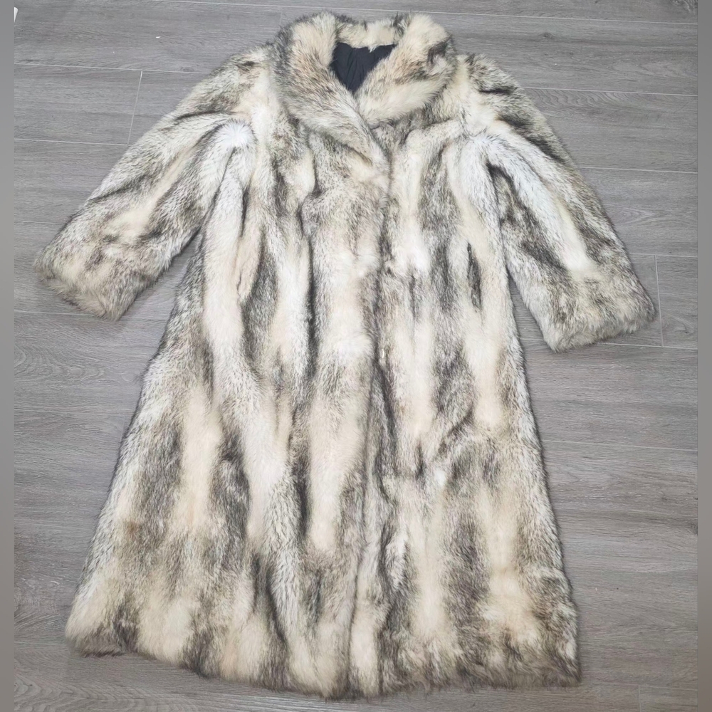 Vintage Y2K Similitude Canada Long Faux Fur Coat Size M Barbie Movie